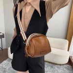 Women Fashion Crossbody Bag Style: 513 - Image 3