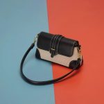 Women Fashion Crossbody Bag Style: 533 - Image 2